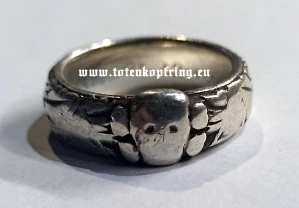 SS-Totenkopfring Schmidt 21.12.1940 Scratched name