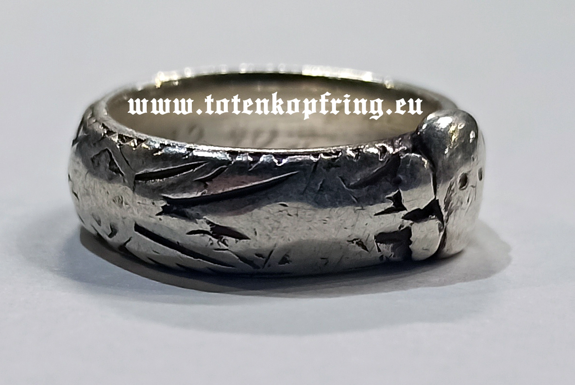 SS-Totenkopfring Schmidt 21.12.1940 Scratched name - SOLD