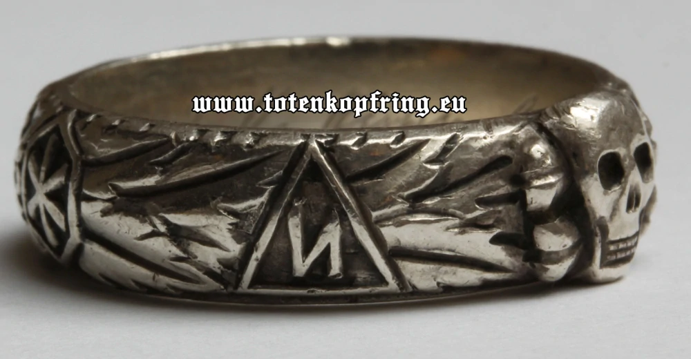 SS-Totenkopfring Dr. Rudolf STEPHAN 21.12.1942 MINT!!!
